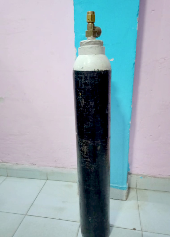 Oxygen Cylinder